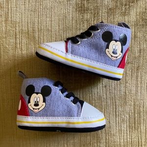 Mickey Mouse newborn shoes